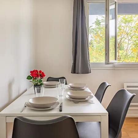 Elegant T3 Avec Terrasse Privee * Sceaux (Hauts-de-Seine)