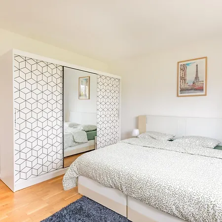 Apartment Elegant T3 Avec Terrasse Privee Sceaux (Hauts-de-Seine)